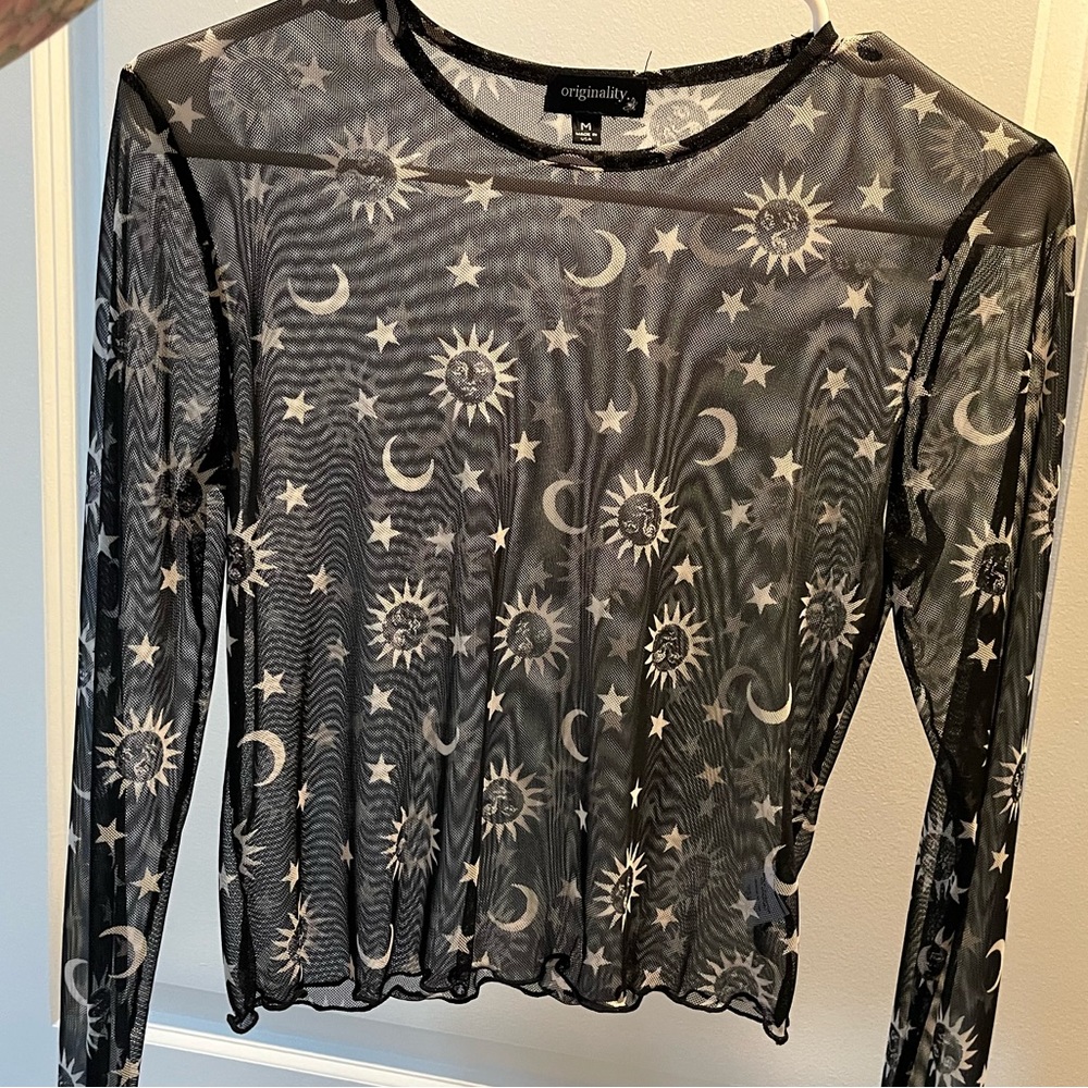 Moon & stars mesh top